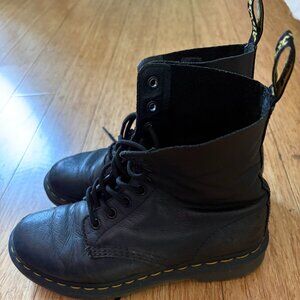 Dr Martens Doc 1460 Pascal Combat Boots Size 7 US Black